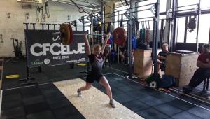 Petra Pavlič 100 kg_Razkorak